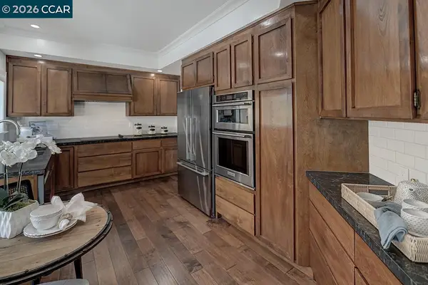 3711 Terra Granada Dr  #3B, WALNUT CREEK, CA 94595