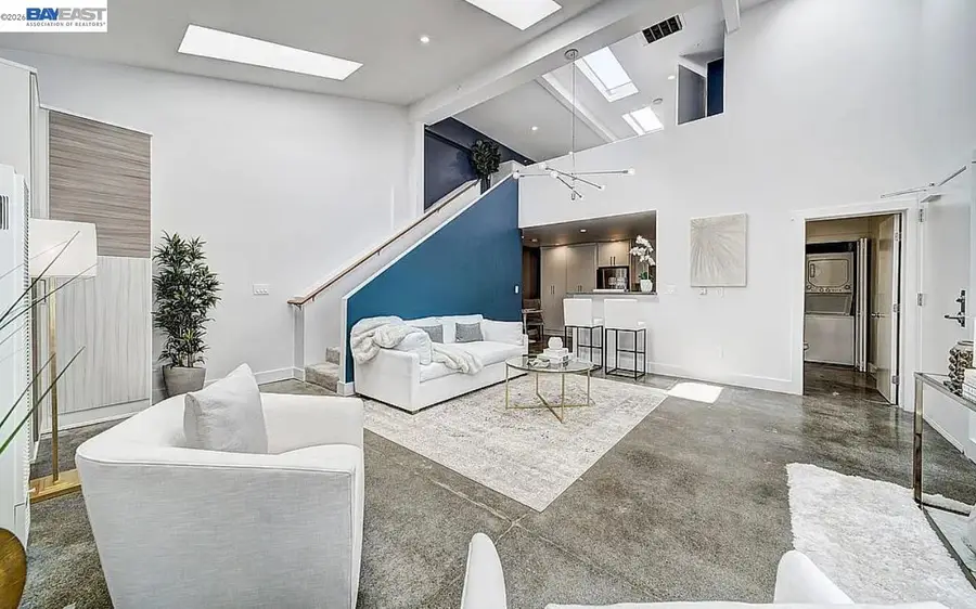 1451 13th Street  #1, Oakland, CA 94607 - #2