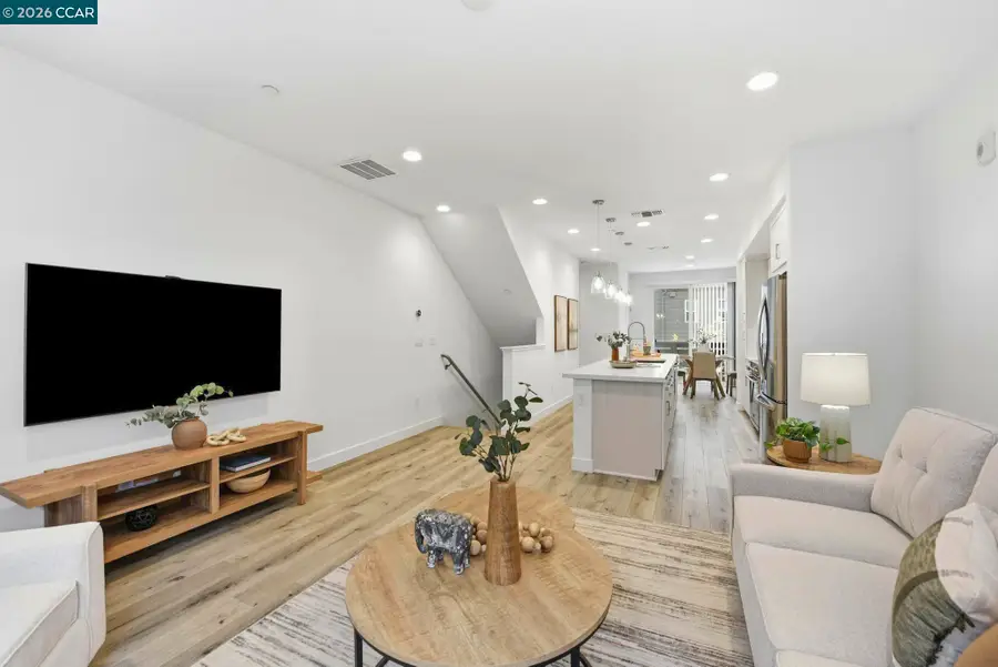 150 Uptown Cir, Oakland, CA 94607 - #3