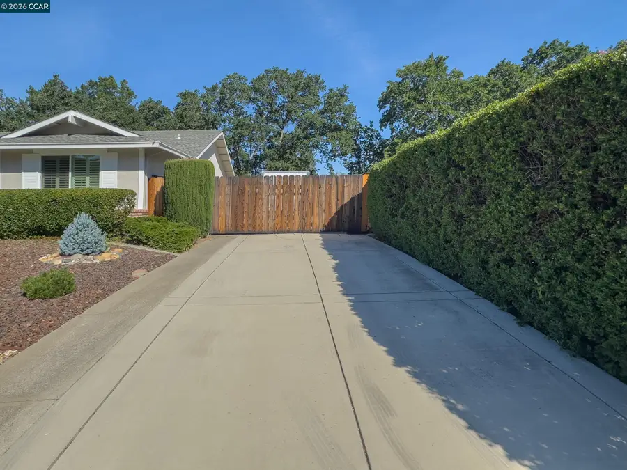 314 Semillon Cir, Clayton, CA 94517 - #3