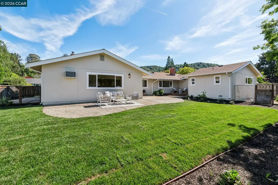 152 Tharp Dr, Moraga, CA 94556 - #3