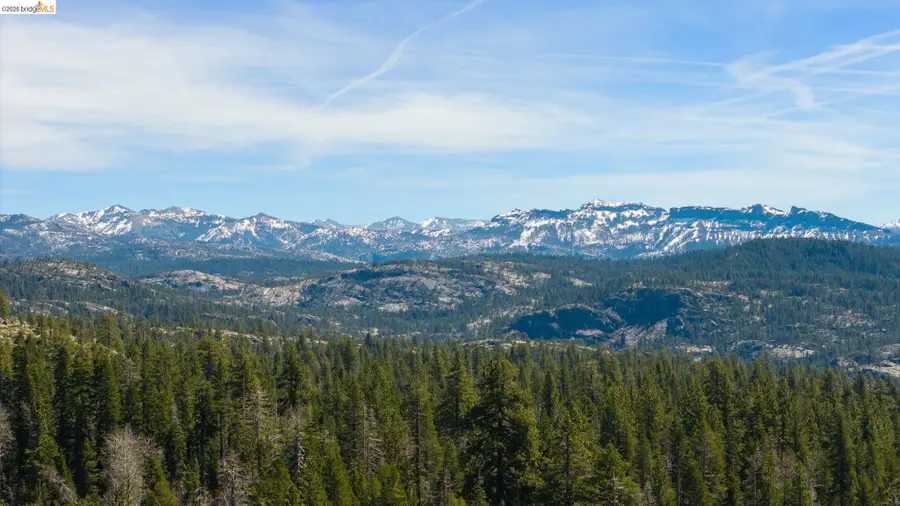 675 Skyline Dr, Arnold, CA 95223 - #2