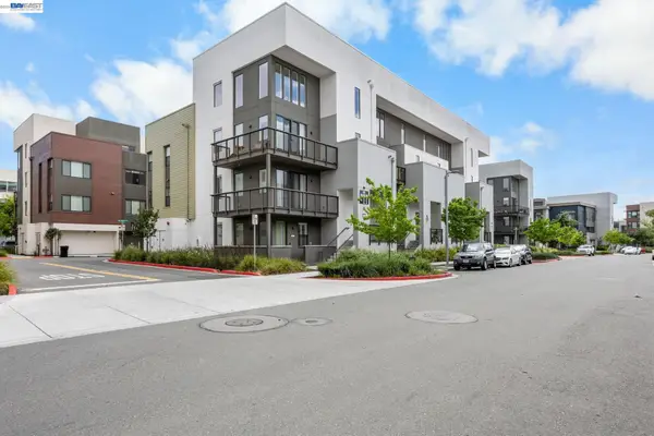 45139 Challenge Cmn  #1001, FREMONT, CA 94538