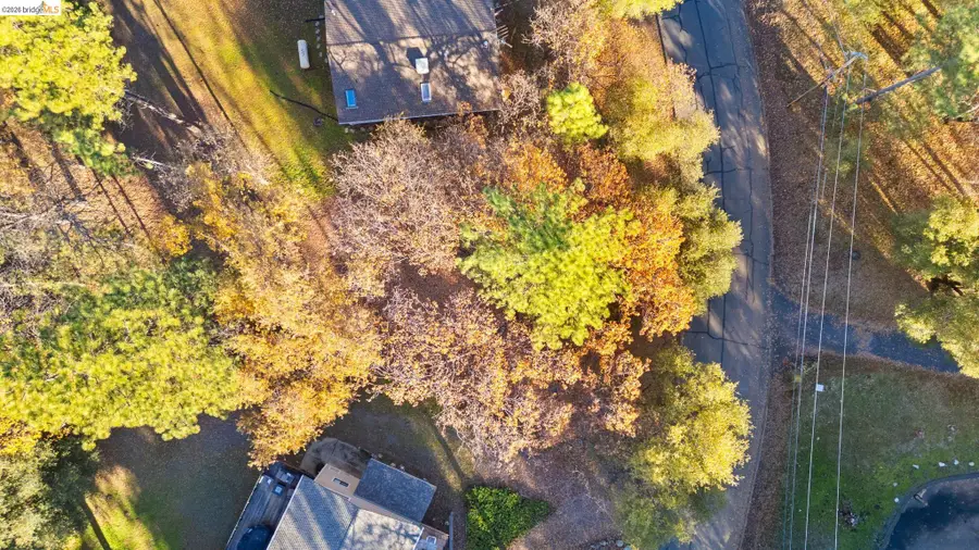 19291 Ferretti Rd, Groveland, CA 95321 - #2