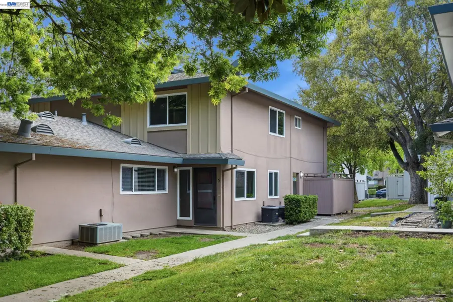 8185 Arroyo Dr  #3, Pleasanton, CA 94588 - #2