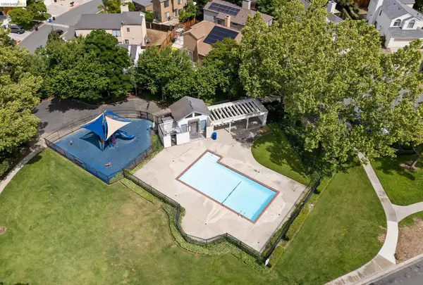 640 Mockingbird Ln, OAKLEY, CA 94561