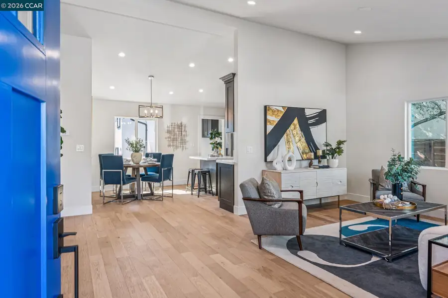 3017 Madeline St, Oakland, CA 94602 - #2