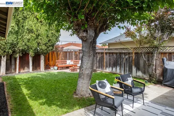 924 Lambaren Ave, LIVERMORE, CA 94551