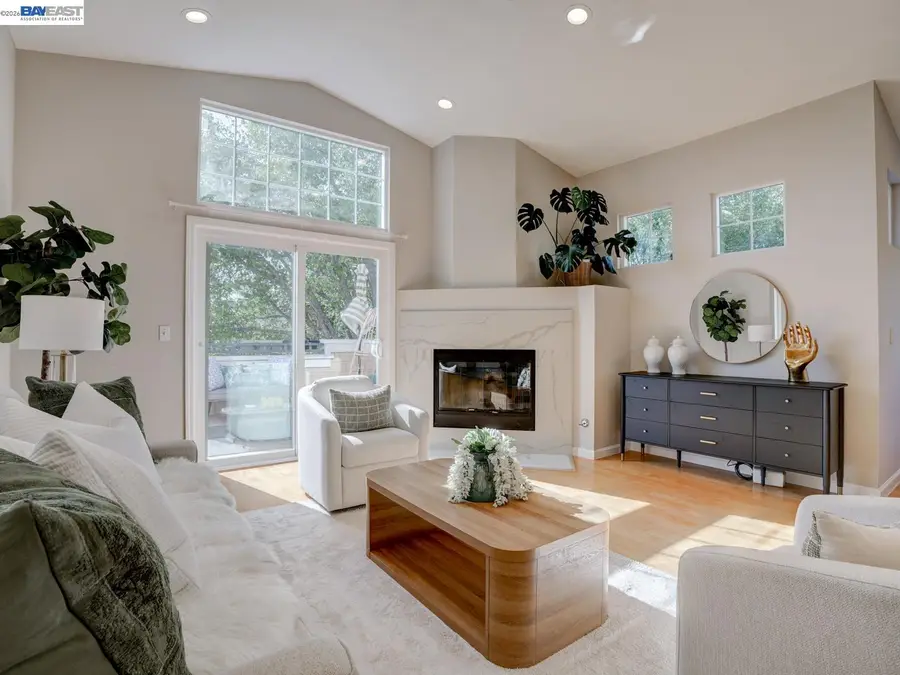 112 Camerota Way, Redwood City, CA 94065 - #3