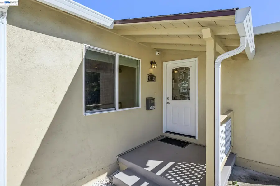 21132 Tyee Ct, Castro Valley, CA 94546 - #2
