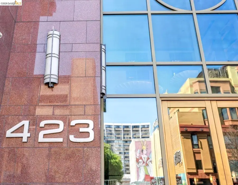 423 7th St  #303, Oakland, CA 94607 - #2