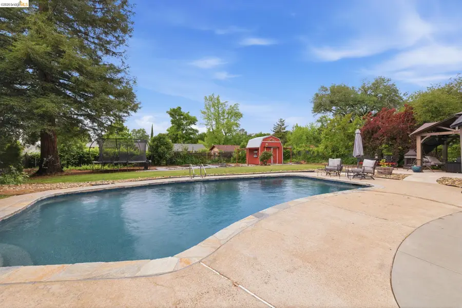 20460 Walnut Dr, Sonora, CA 95370 - #2