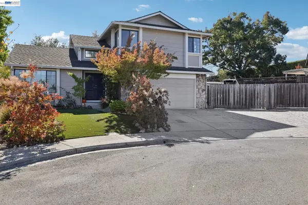 300 Lodgepole Ct, MARTINEZ, CA 94553