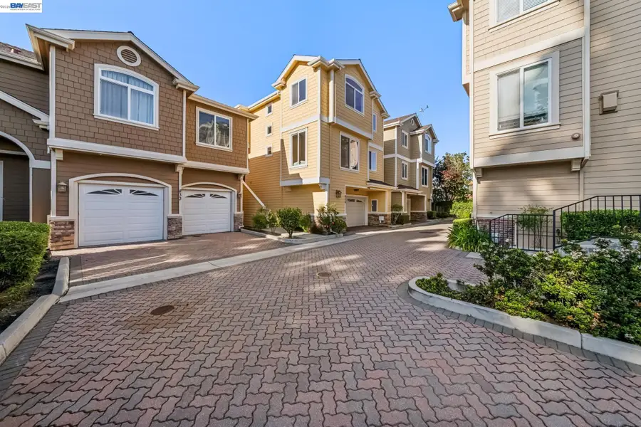 829 Lippert Pl, Santa Clara, CA 95050 - #2
