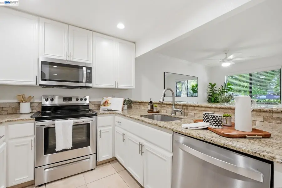 3855 Panda Pl, San Jose, CA 95117 - #3
