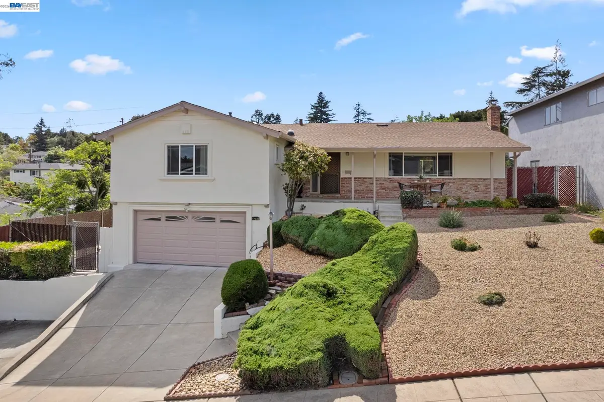 17939 Lamson Rd, Castro Valley, CA 94546 - #1