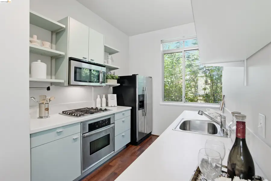 1253 Pine St, Oakland, CA 94607 - #2