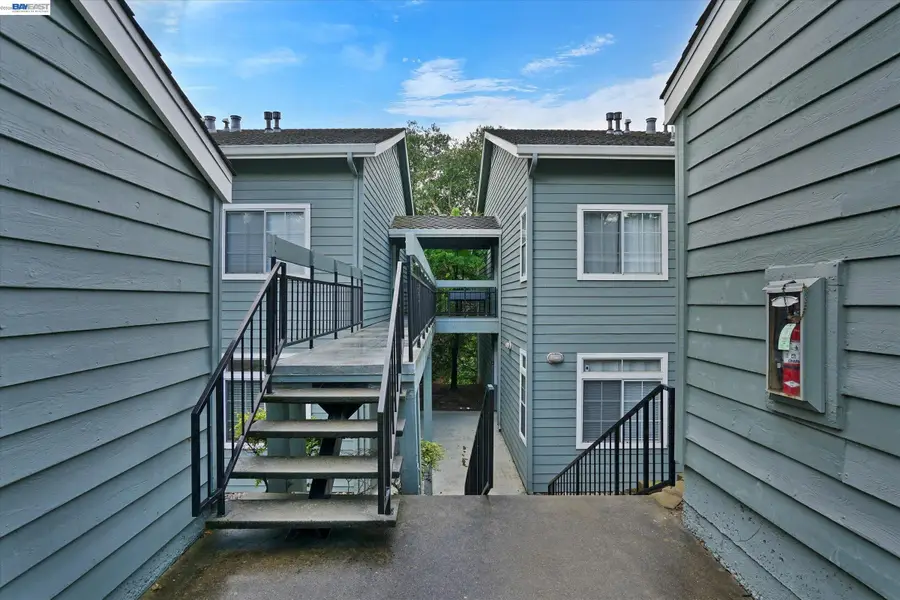 7835 Canyon Meadows  #E, Pleasanton, CA 94588 - #2