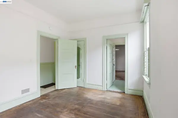 55 8Th St, OAKLAND, CA 94607