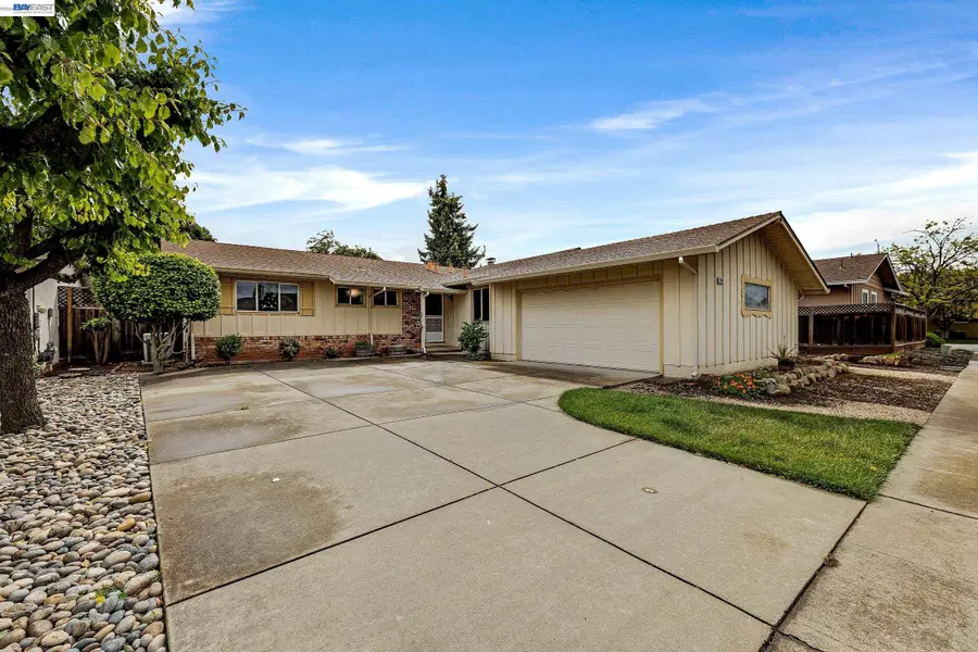 2662 Forrest Ct, Fremont, CA 94536 - #3