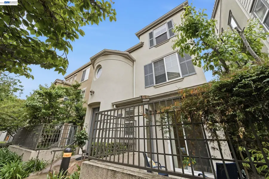 6005 Hillbrook Pl, Dublin, CA 94568 - #2