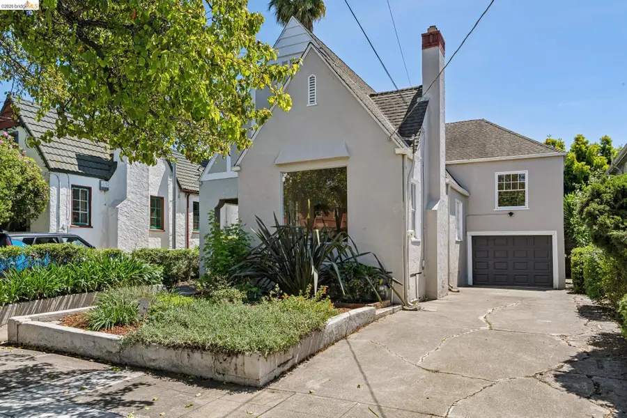 575 58th St, Oakland, CA 94609 - #2