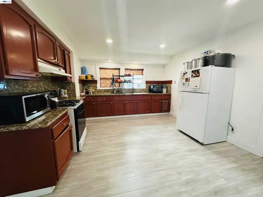 1301 60Th Ave, Oakland, CA 94621 - #3