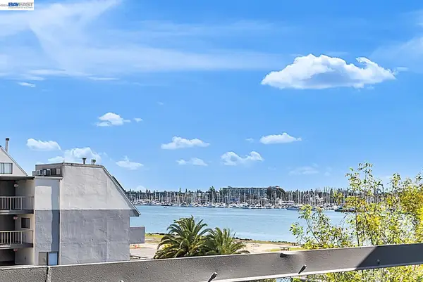7 Embarcadero  #312, OAKLAND, CA 94607