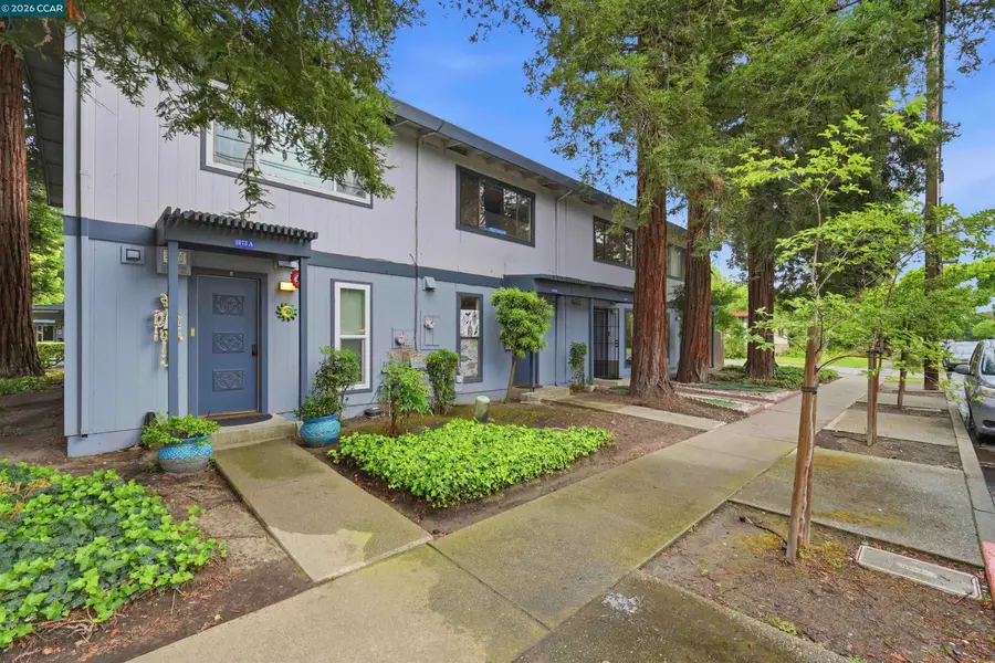 1073 Mohr Ln  #C, Concord, CA 94518 - #3
