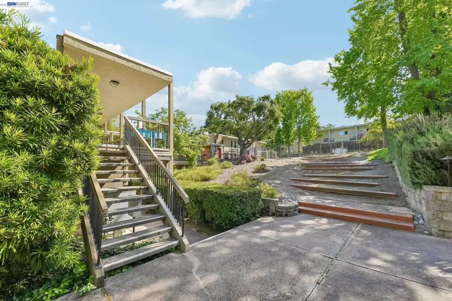 651 Moraga Road  #5, Moraga, CA 94556 - #2