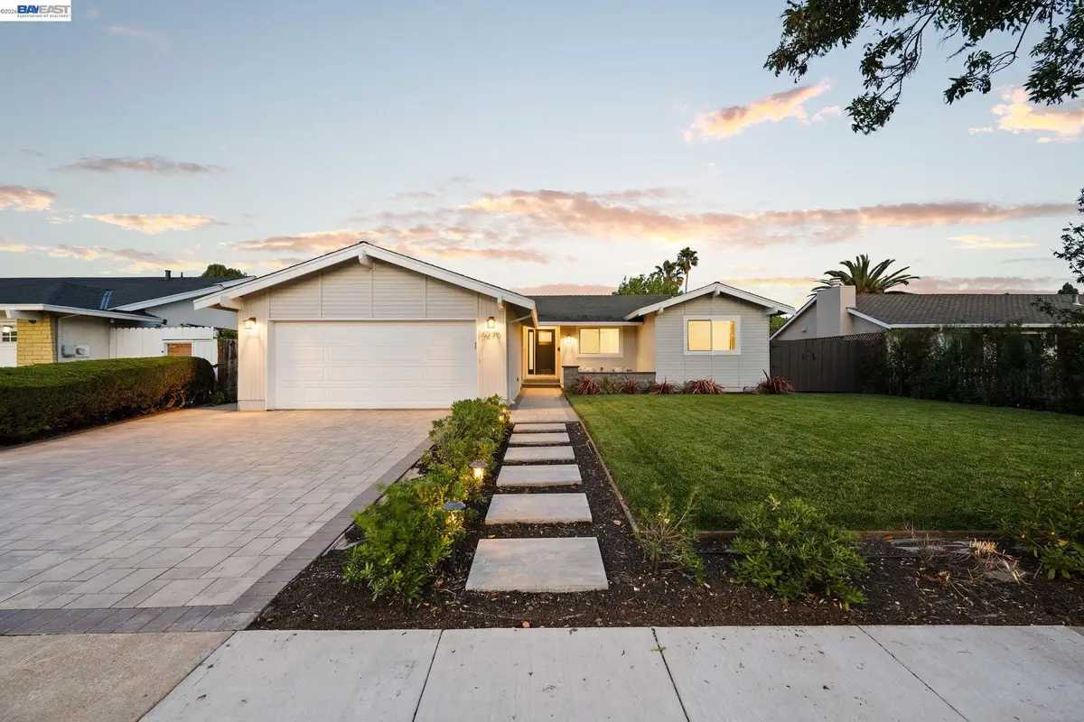 35279 Farnham Dr, Newark, CA 94560 - #1
