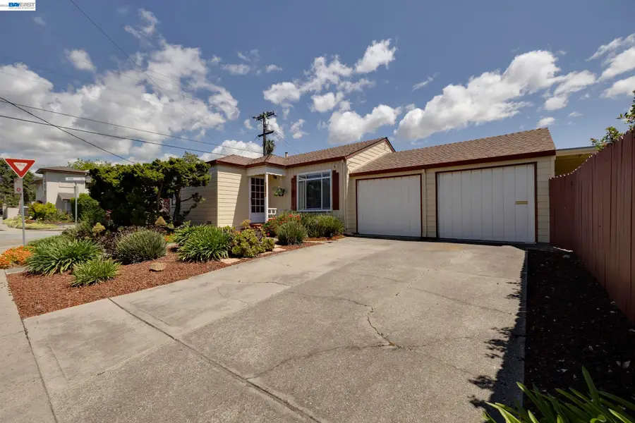 21146 Elm St, Castro Valley, CA 94546 - #3