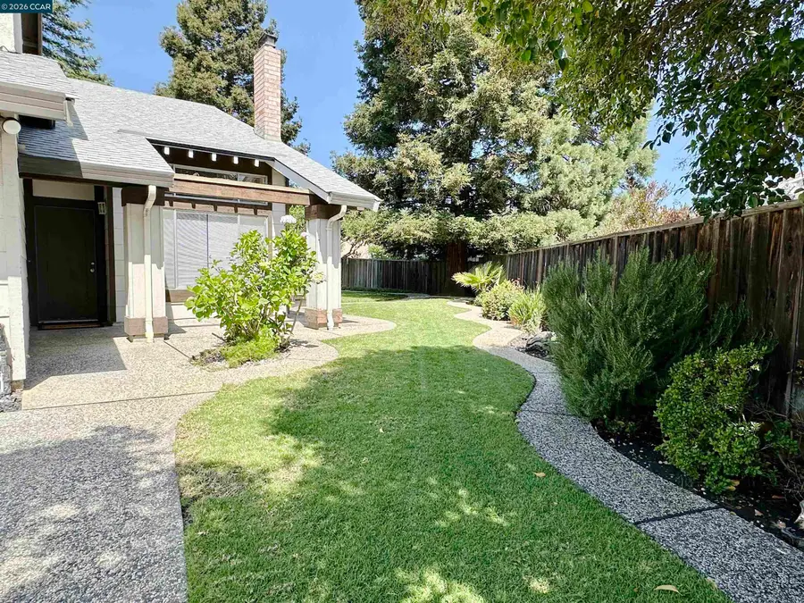 4864 Shadowfalls Dr, Martinez, CA 94553 - #3