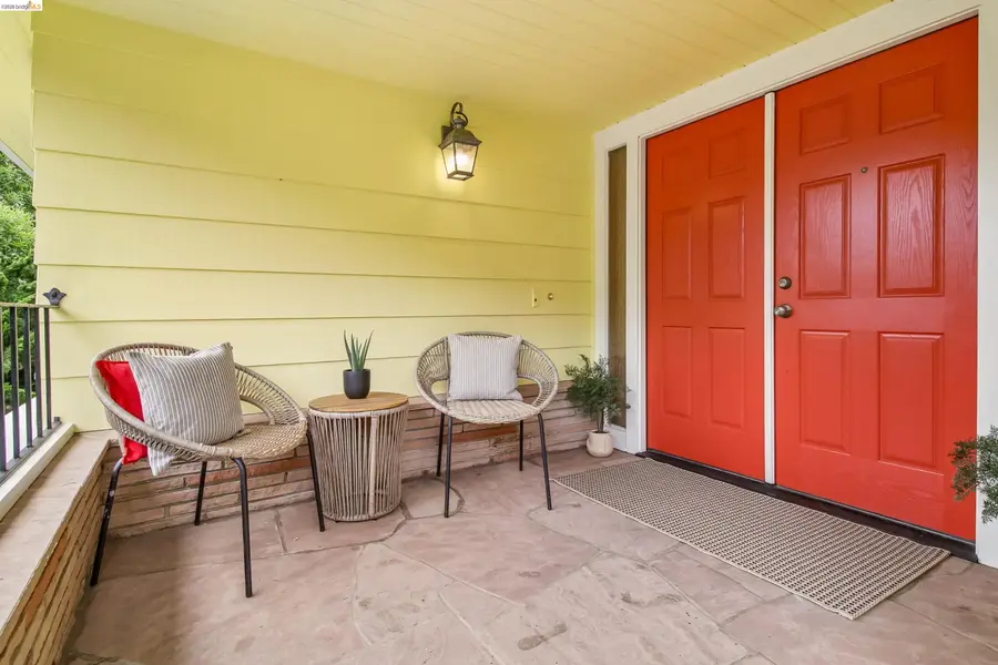 1 Woodcrest Cir, Oakland, CA 94602 - #2