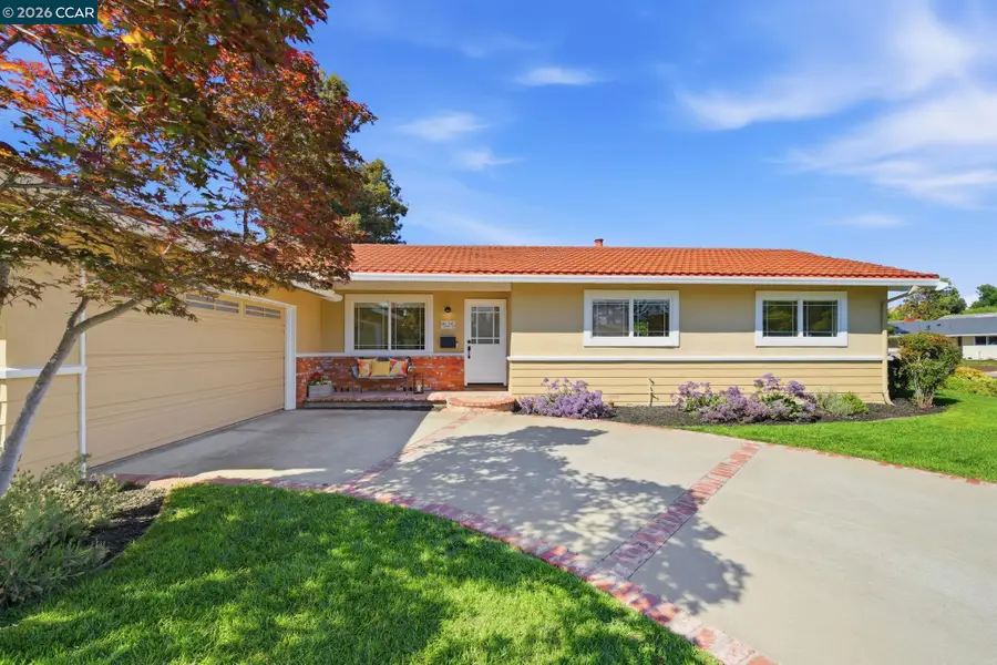 1525 American Beauty Dr, Concord, CA 94521 - #2