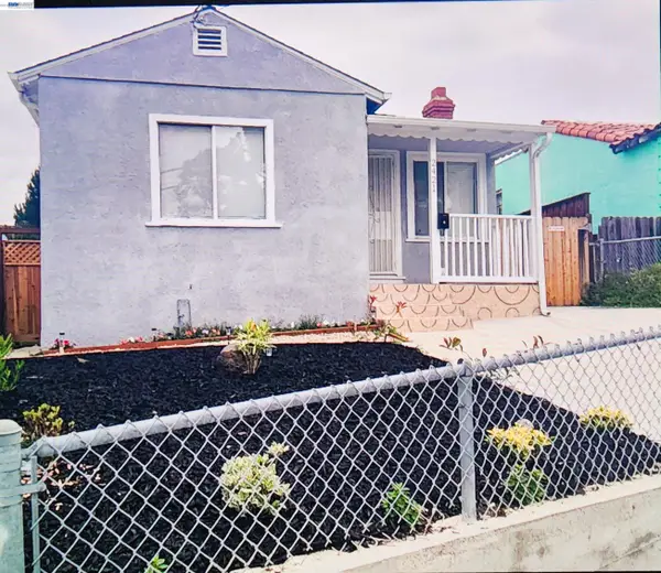 2421 96Th Ave, OAKLAND, CA 94603