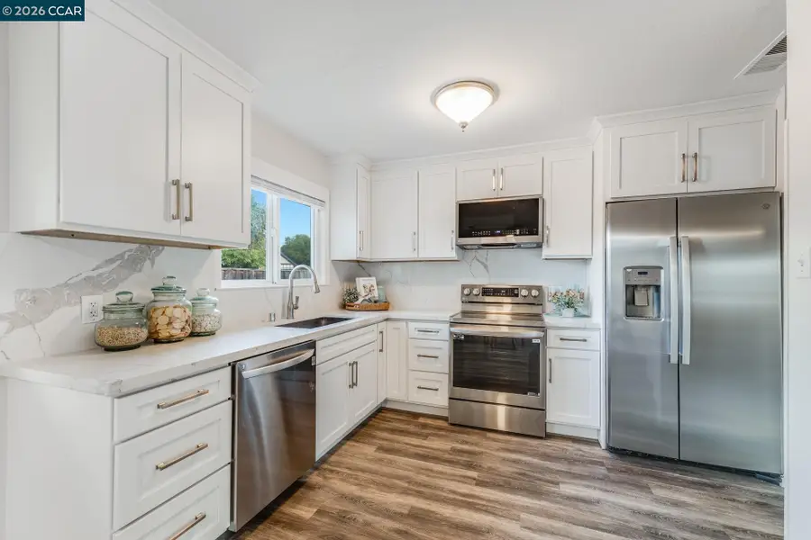 5501 Pennsylvania Blvd, Concord, CA 94521 - #2