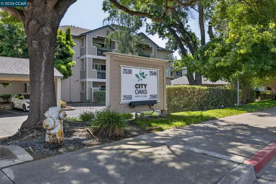 2560 Oak Rd  #120, Walnut Creek, CA 94597 - #2