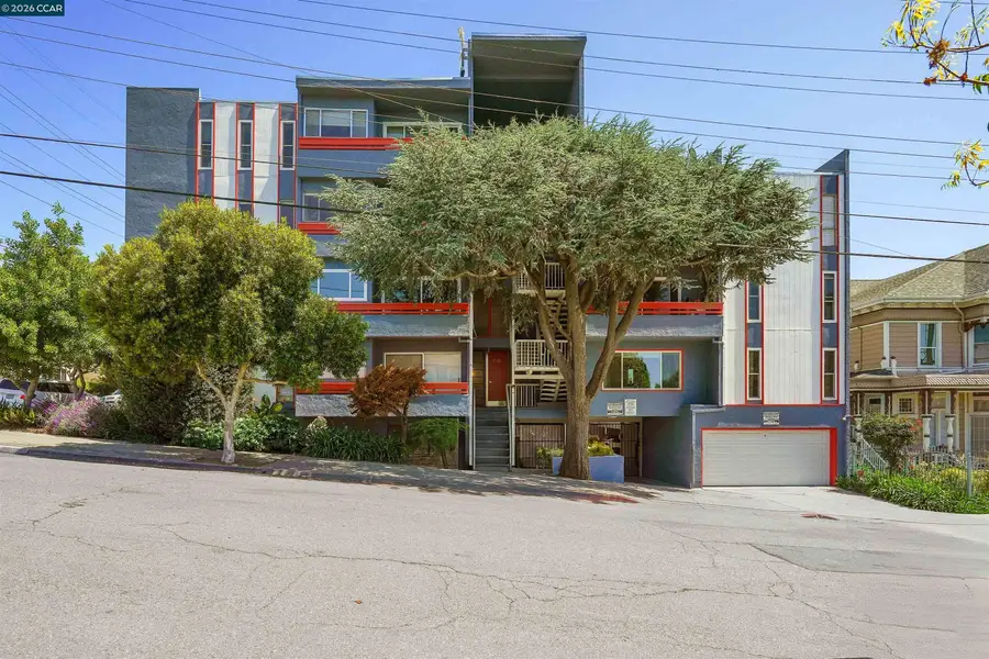 710 22nd  #203, Oakland, CA 94606 - #2