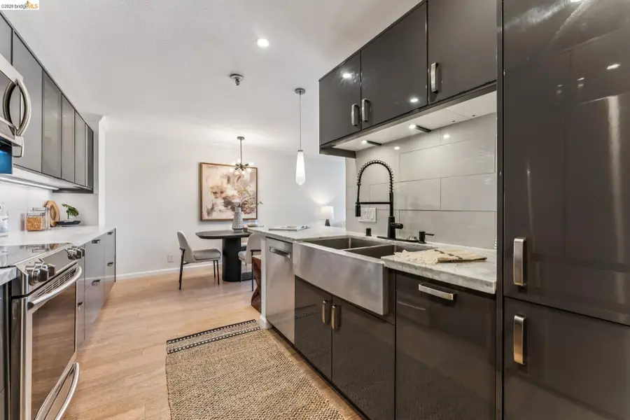 389 Belmont Street  #411, Oakland, CA 94610 - #3