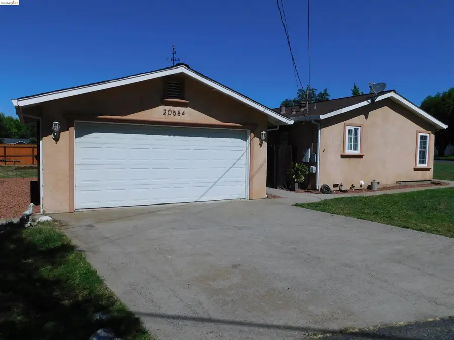 20584 Willow Springs Dr., Soulsbyville, CA 95372 - #2