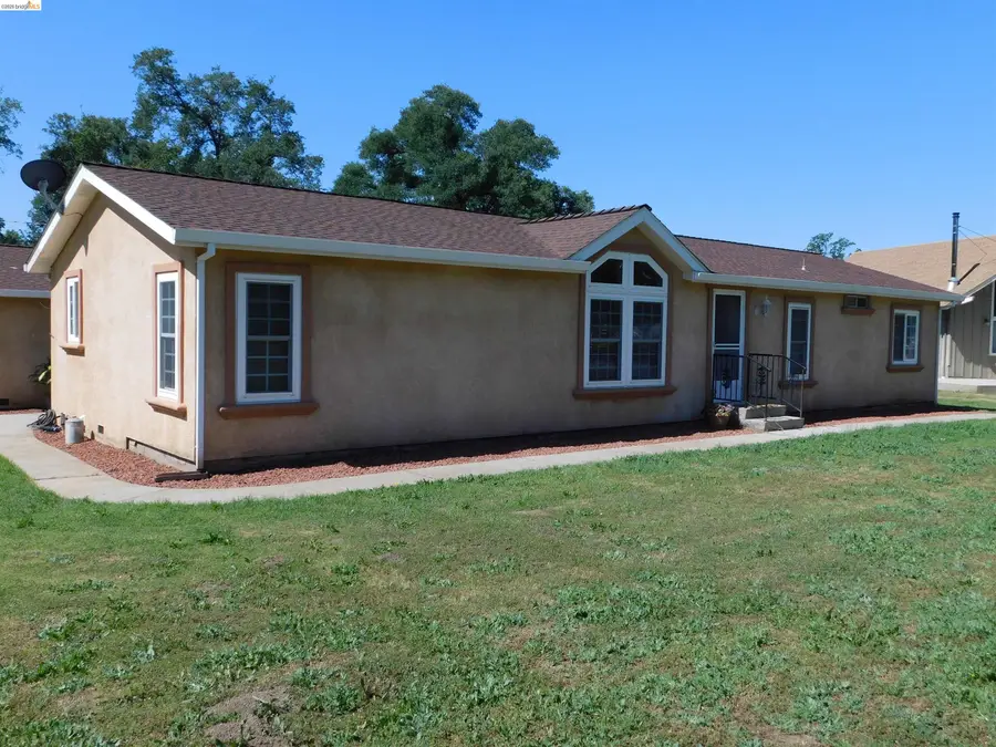 20584 Willow Springs Dr., Soulsbyville, CA 95372 - #3