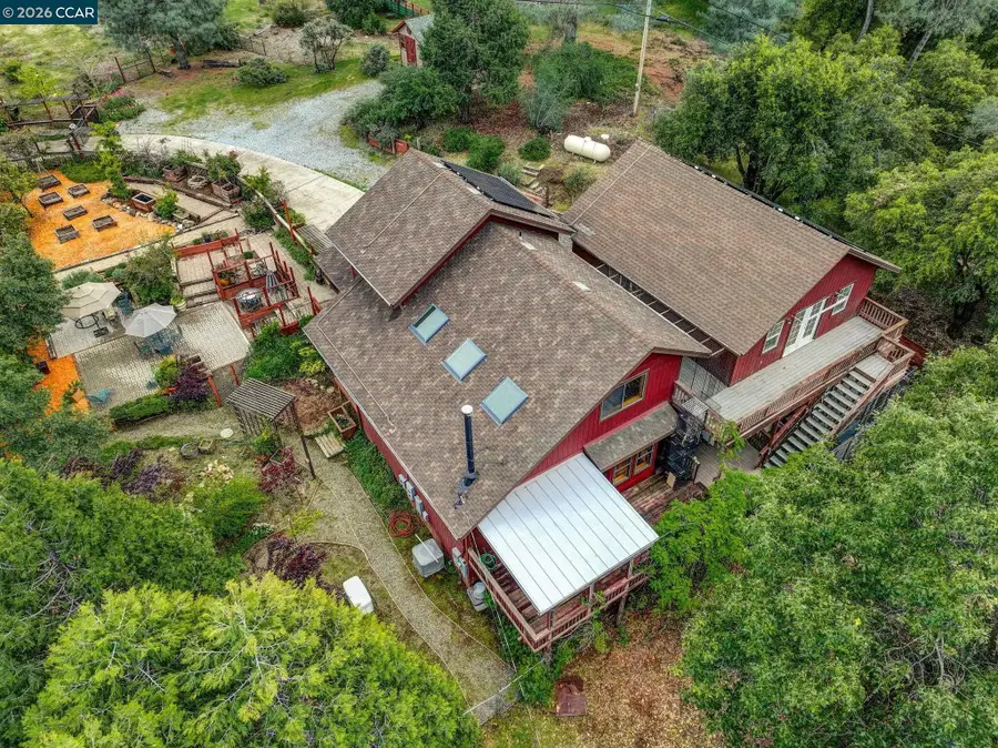 5184 Darby Russell Rd, Murphys, CA 95247 - #2