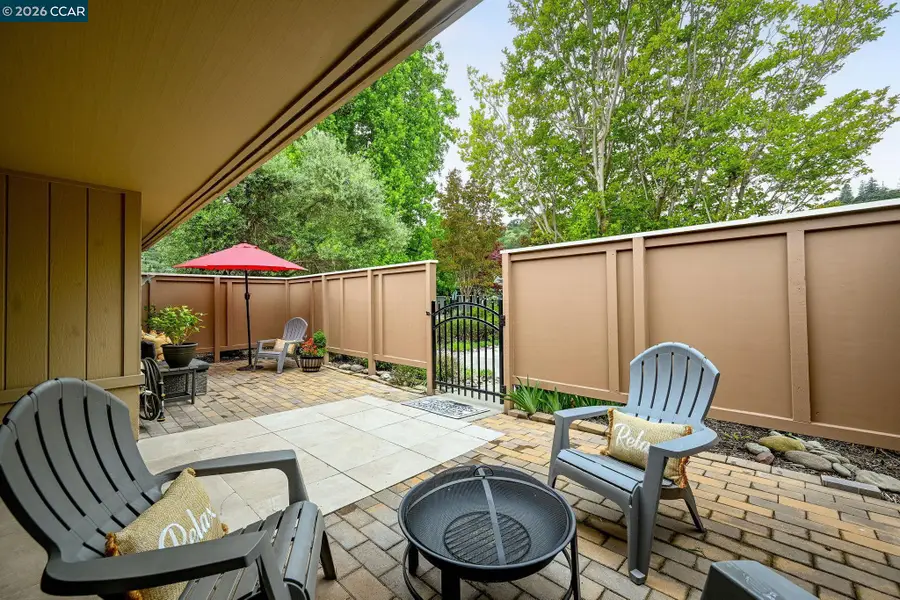 2308 Pine Knoll Dr  #2, Walnut Creek, CA 94595 - #2