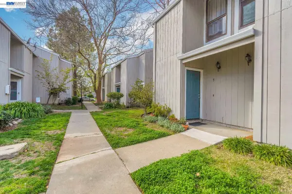 2300 Sycamore Ln  #5, DAVIS, CA 95616
