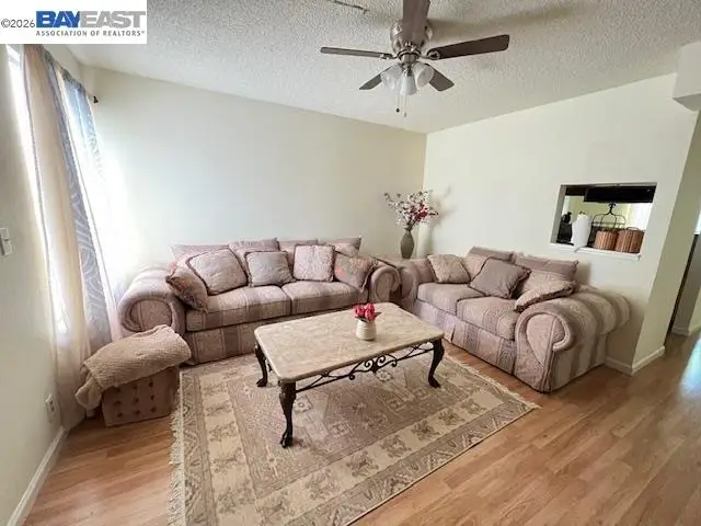 2300 Sycamore Ln  #5, Davis, CA 95616 - #2