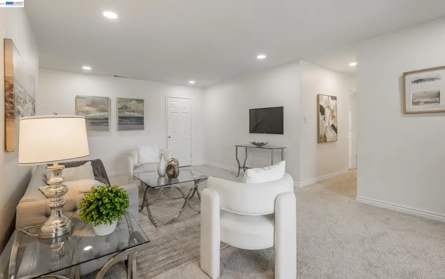 3592 Payne Ave  #6, San Jose, CA 95117 - #2