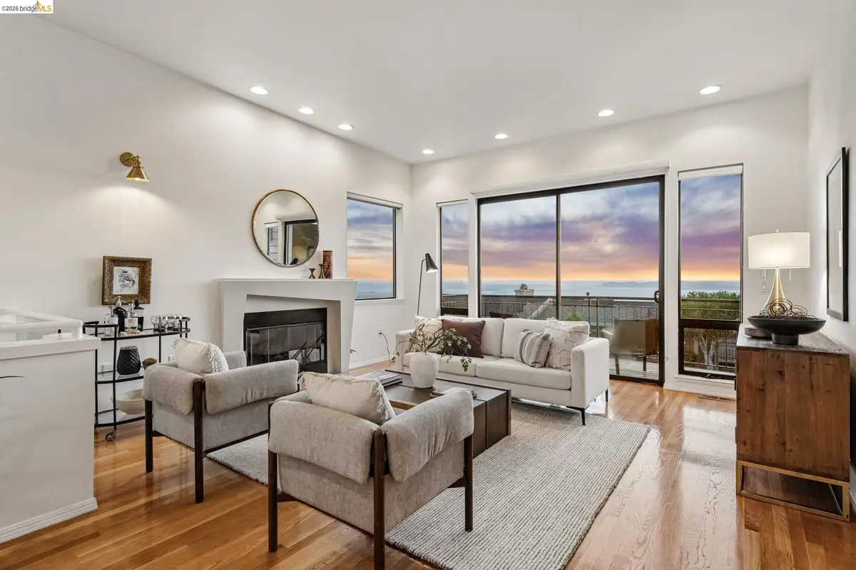 45 Schooner Hl, Oakland, CA 94618 - #1