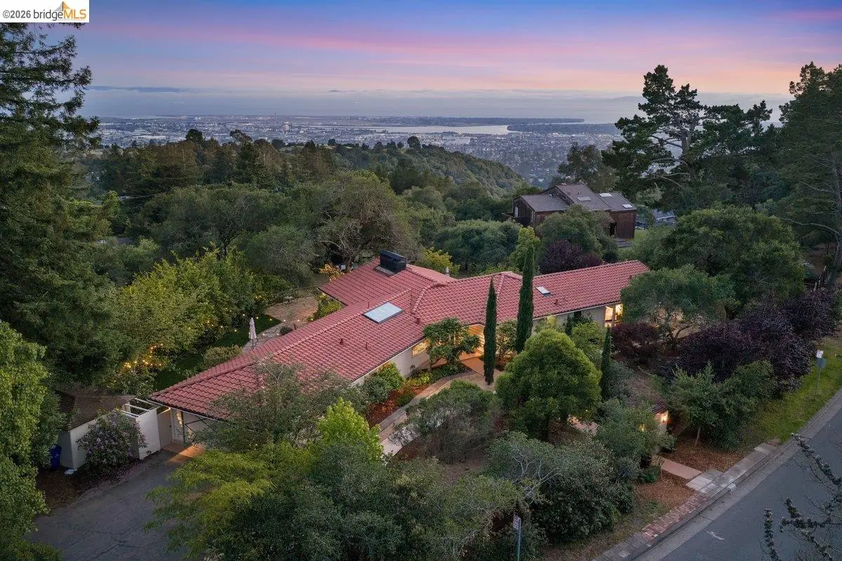 12131 Skyline Blvd, Oakland, CA 94619 - #1