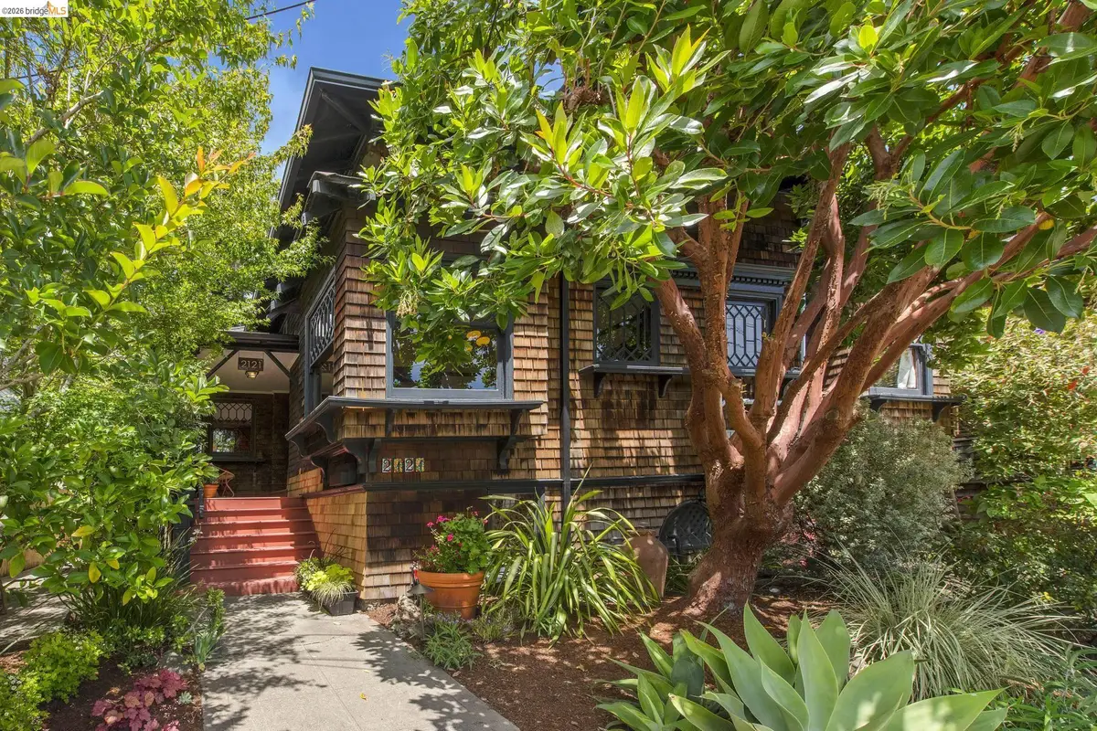 2121 Carleton St, Berkeley, CA 94704 - #1